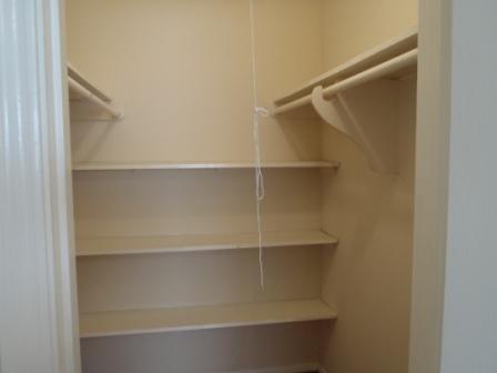 Building Photo - 11330 Sagewood Dr