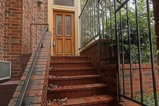 Foto del edificio - 3235 Cole Ave