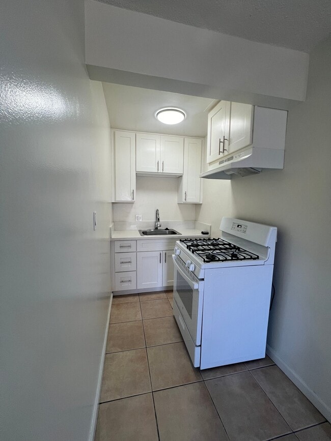 Photo - 1134 N East St (Anaheim, CA) Apartment
