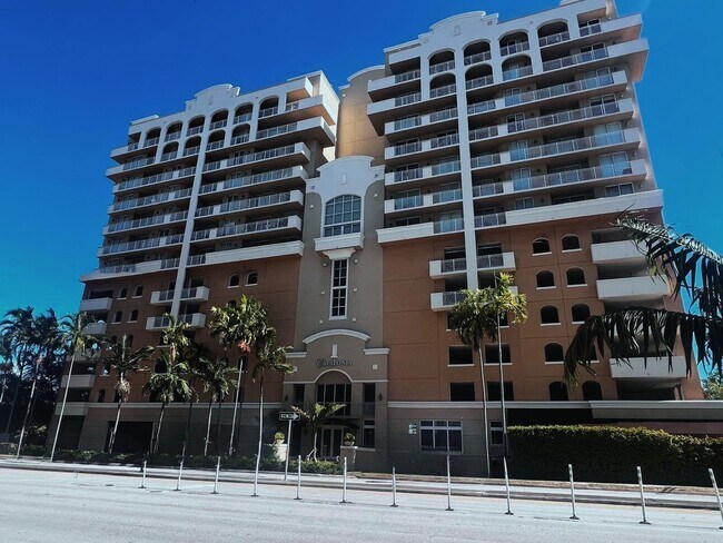 Foto del edificio - 2425 SW 27th Ave