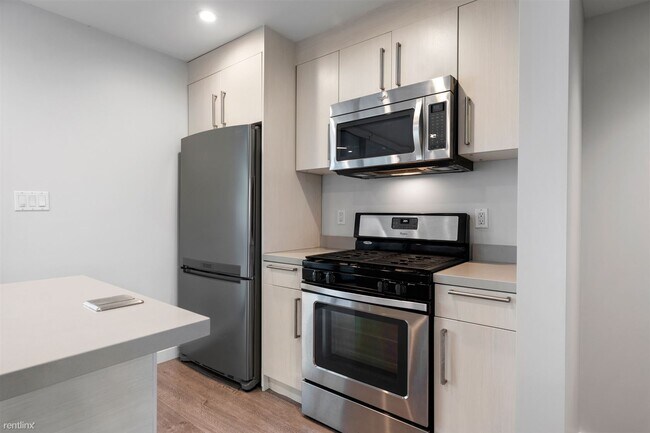 Foto del edificio - 2 br, 2.5 bath Condo - 3017 Ocean Avenue