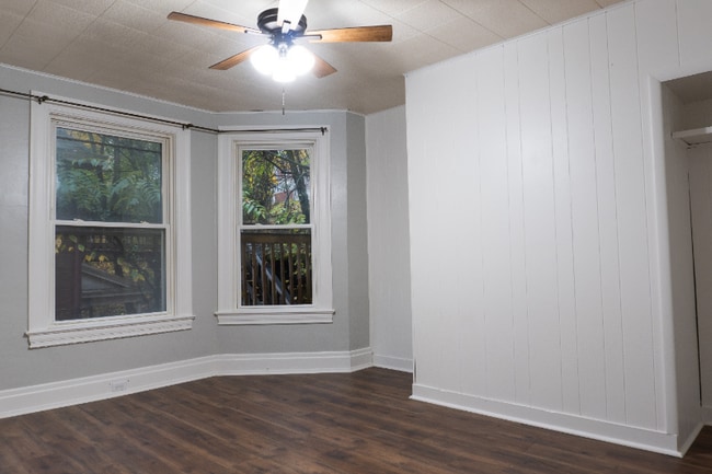 Foto del edificio - 299 N Balph Ave