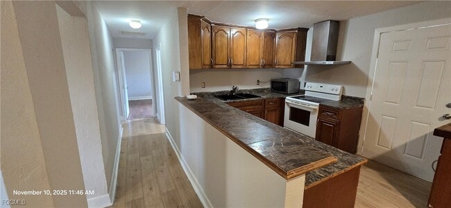 Building Photo - 12104 Suncrest Ln