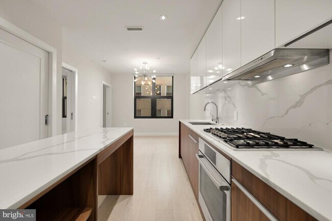 Foto del edificio - 1427 Rhode Island Ave NW