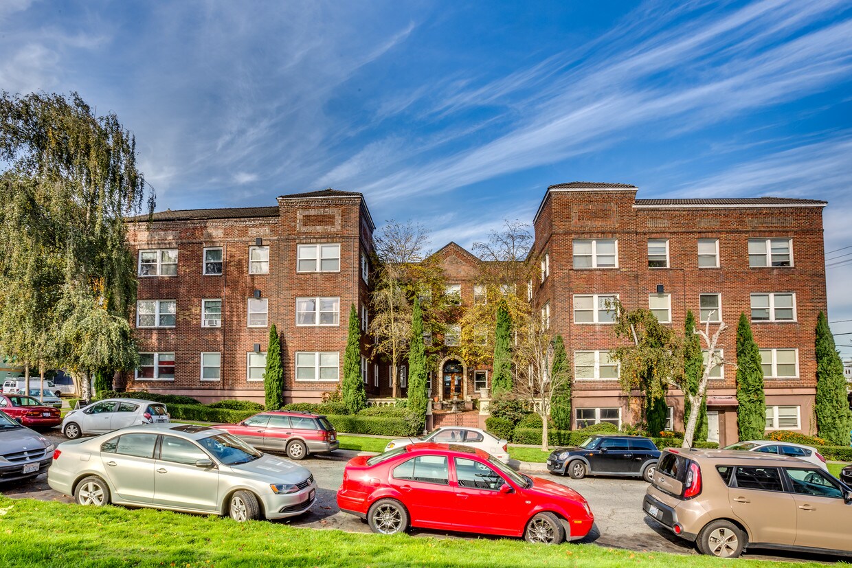 The Carlton Apartments WA