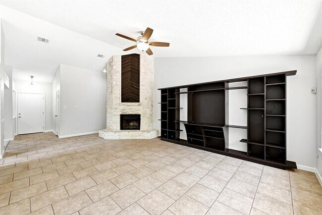 Foto del edificio - 2702 Goldbridge Dr