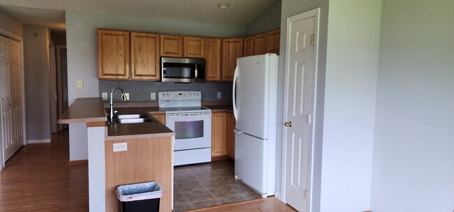 Building Photo - 7107 56th St