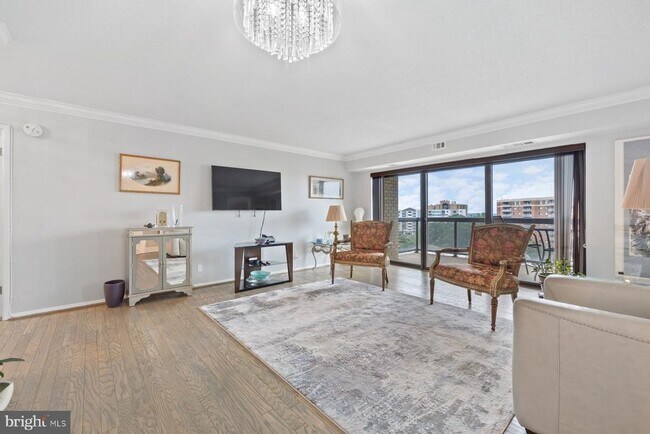 Foto del edificio - 203 Yoakum Pkwy