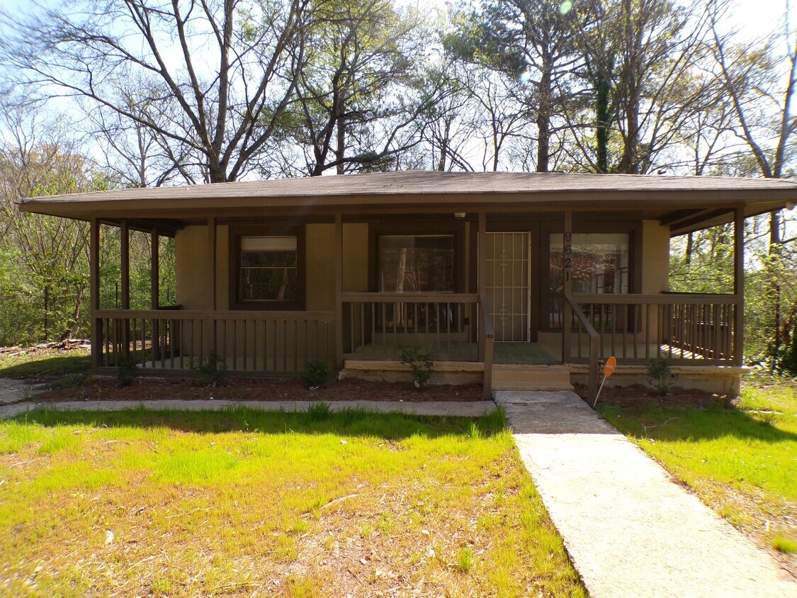 Primary Photo - 9621 Westfield Rd