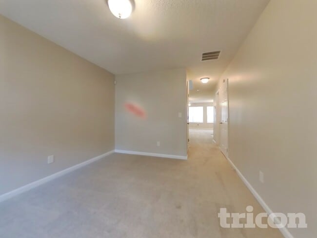 Building Photo - 455 Thistle Cove