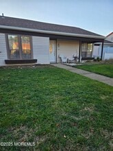 Building Photo - 443A Heather Ct