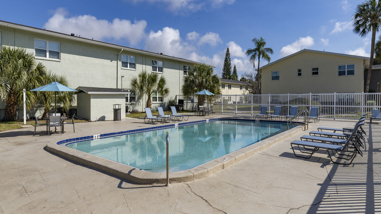 Efficiency Apartments In St Petersburg Florida