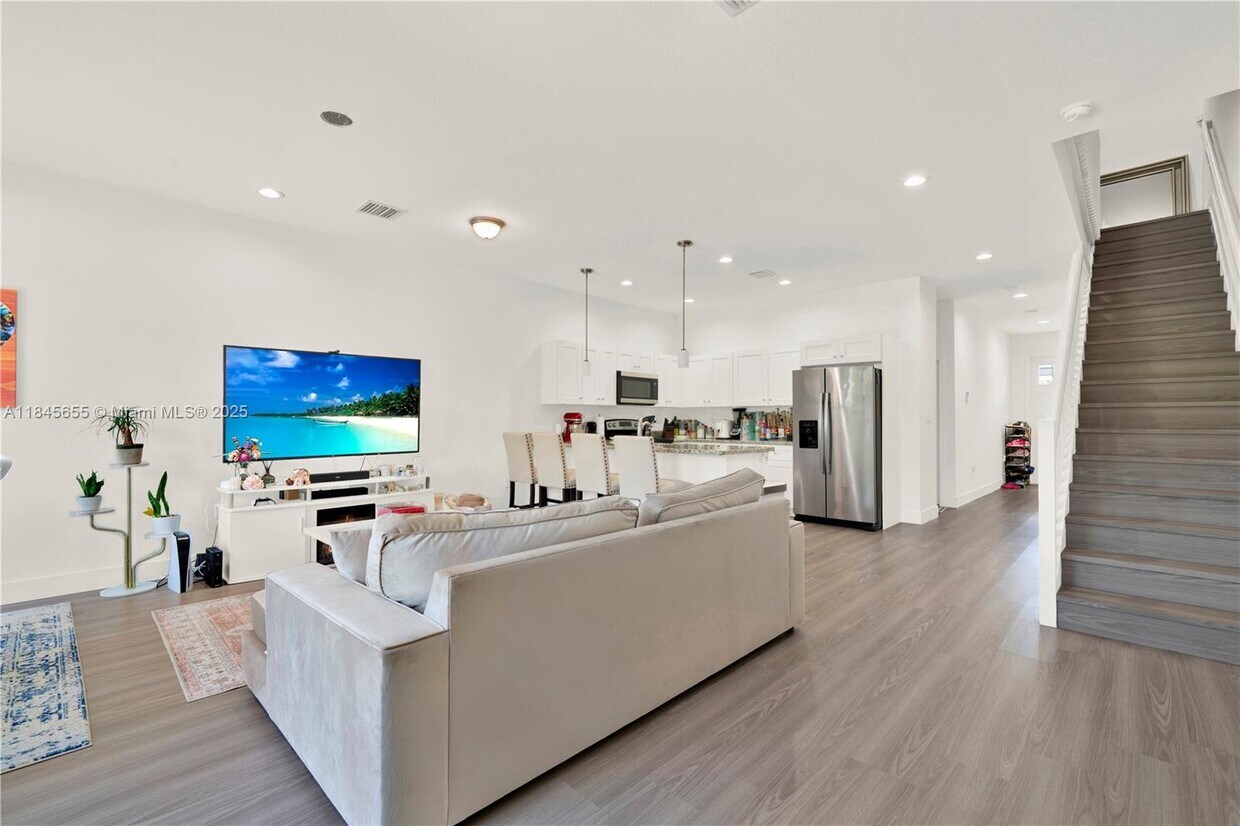 Foto principal - 12783 SW 247th St