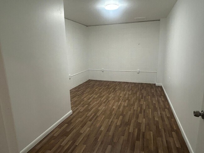 Foto del edificio - 4754 Trenton Dr