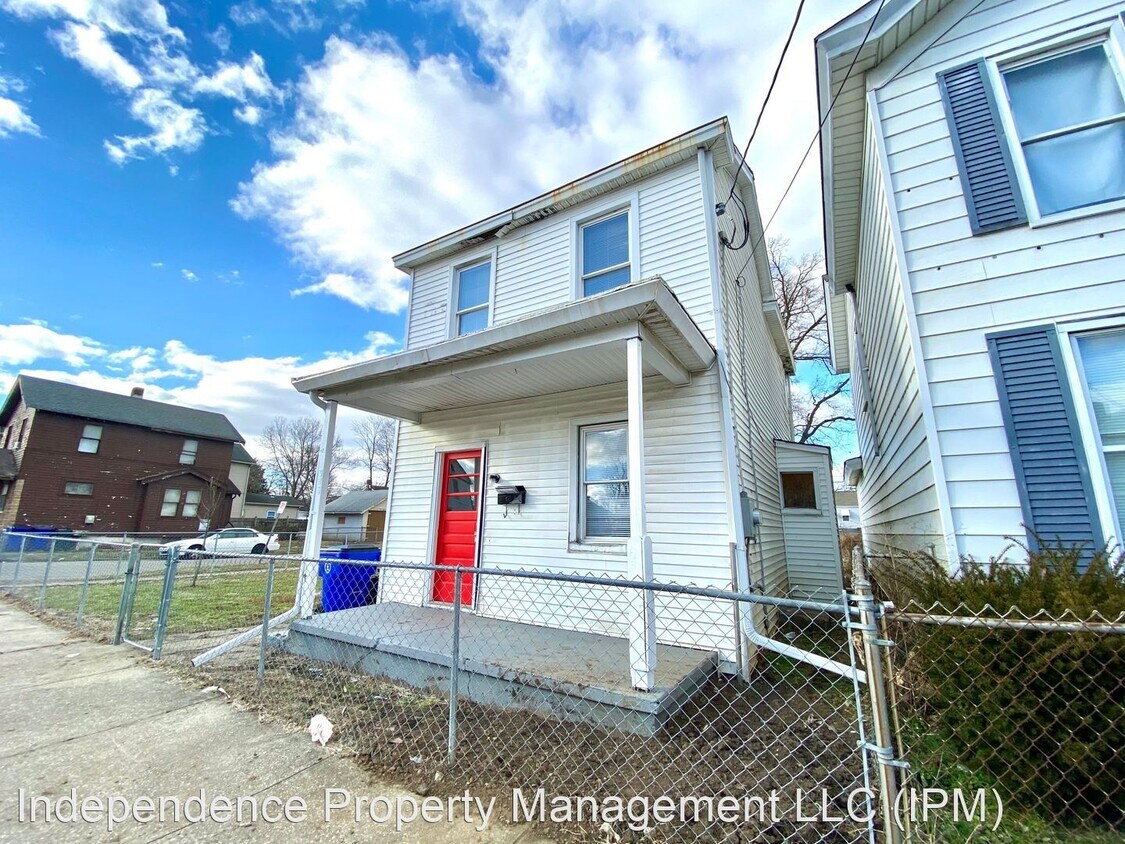 Primary Photo - 3 br, 2 bath House - 906 Vine St.