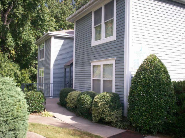 Foto del edificio - 6363 Wedgeview Ct