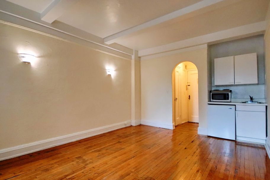 11 Waverly Pl Unit 6E, New York, NY 10003 Apartment for Rent in New