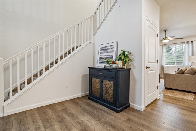 Building Photo - 5344 Canyon View Dr