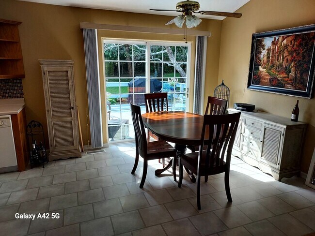 Foto del edificio - 2 bedroom / 2 bath located in Lake Tansi