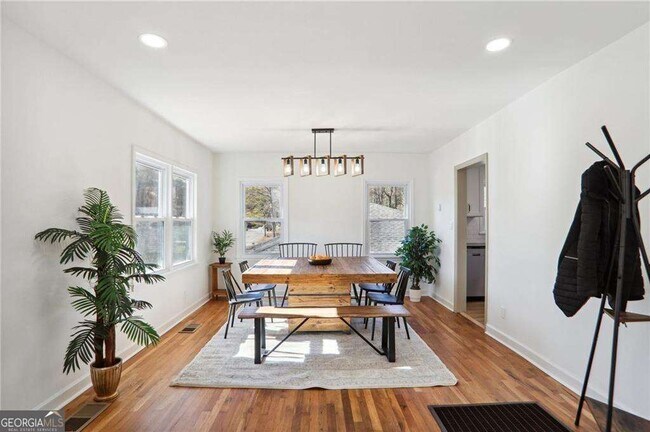 Foto del edificio - 1687 Porter Dr NW