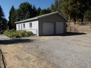 Building Photo - 7495 N 16th St