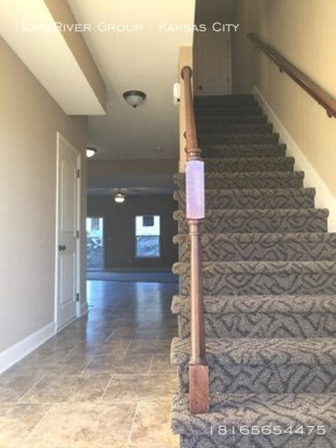 Building Photo - 3 bedroom in Kansas City MO 64154