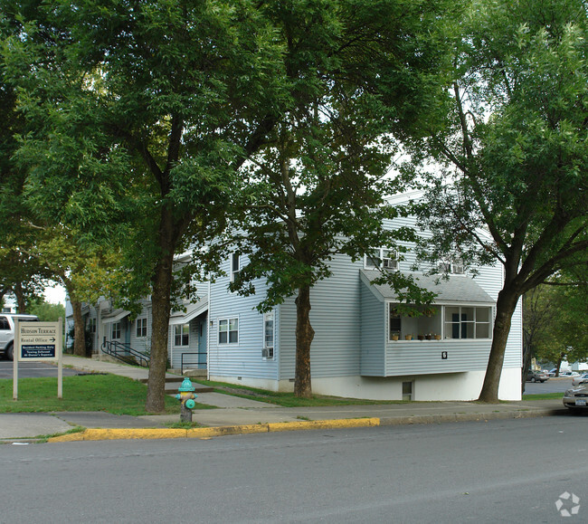 Foto del edificio - Hudson Terrace Apartments