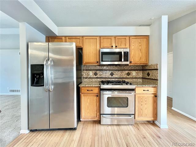 Foto del edificio - 12529 Elm Ln