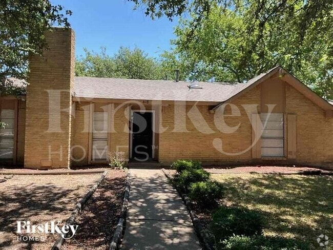 Building Photo - 418 Thistle Dr