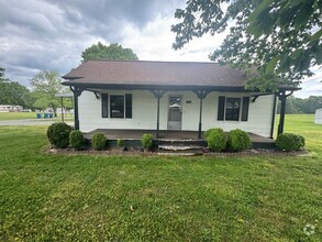 Building Photo - 1241 Long Branch Rd