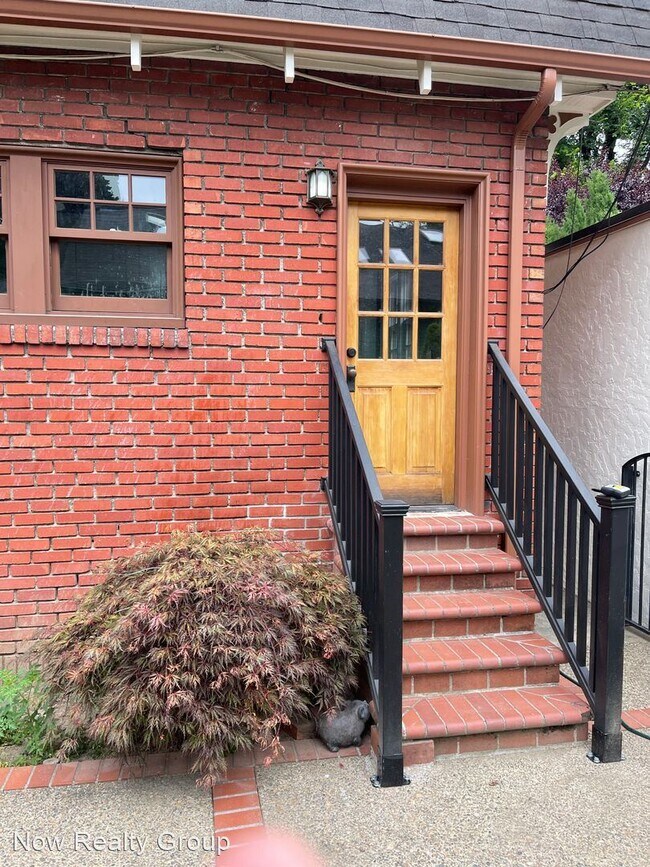 Foto del edificio - 3 br, 2 bath House - 2706 NE Hancock