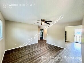 Building Photo - 107 7th St