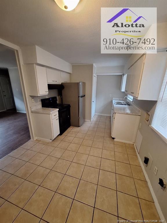 Building Photo - 4214 S Dowfield Dr