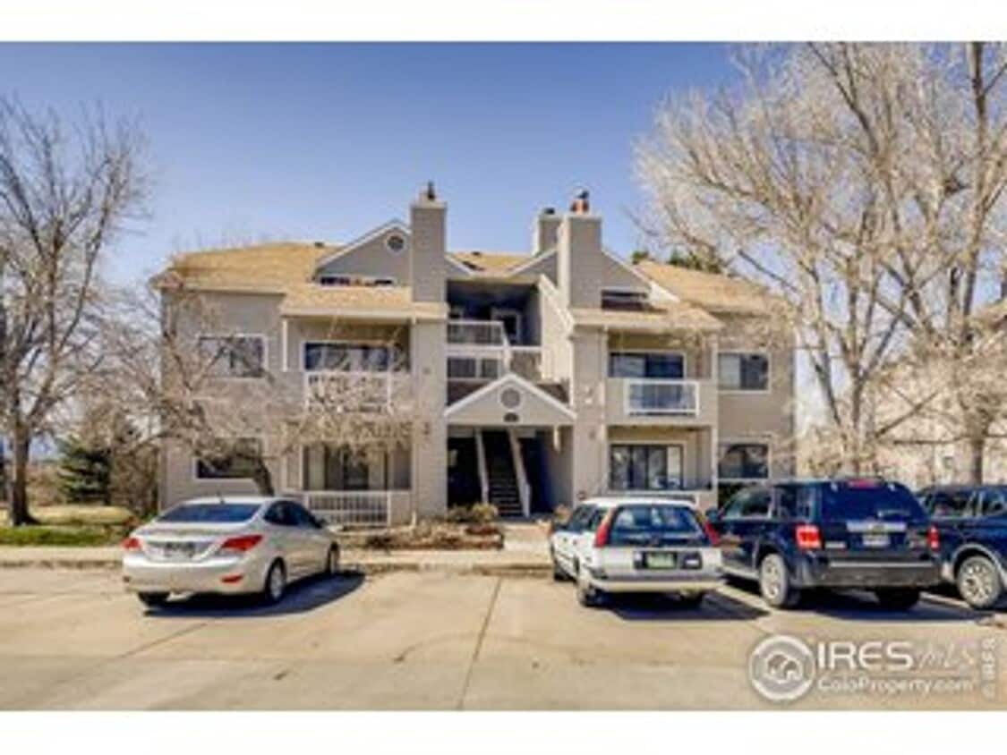 Primary Photo - Pristine 1B/1B in the Twin Lakes Neighborhood