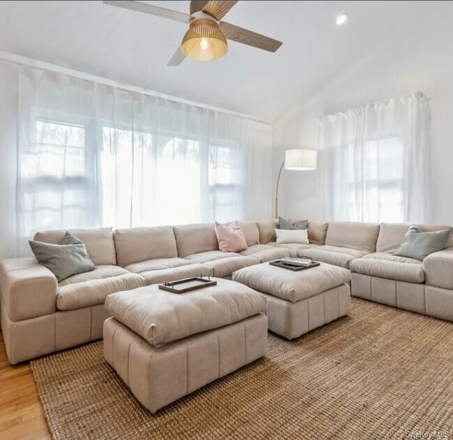 Foto del edificio - 1 Dogwood St