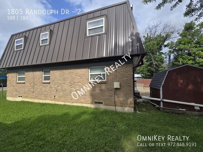 Foto del edificio - 1805 Randolph Dr