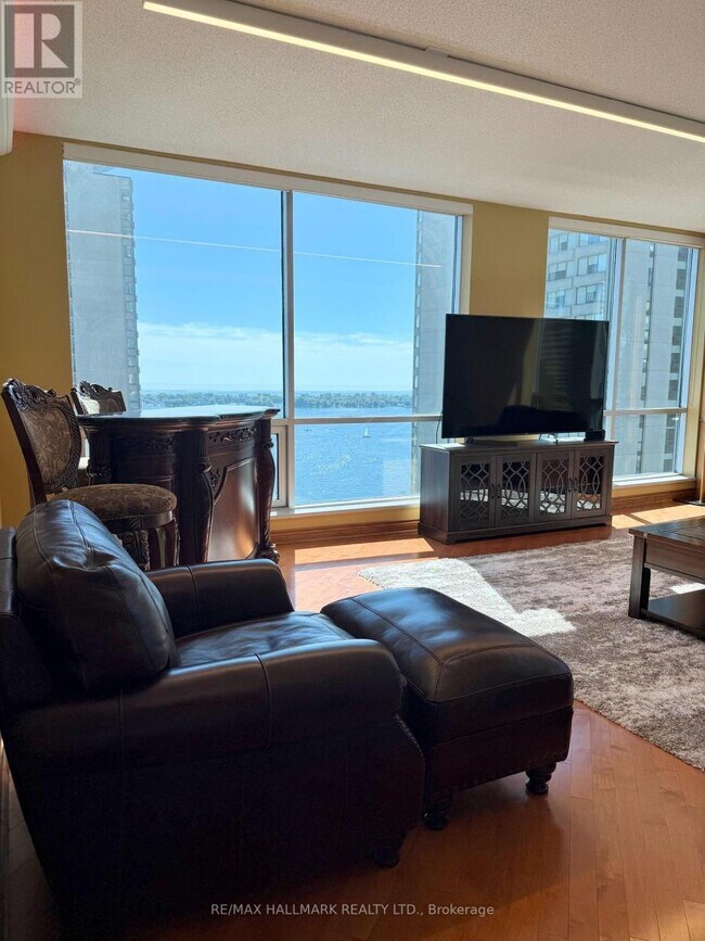 Photo du bâtiment - 10 Queens Quay W