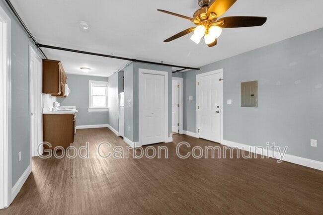 Foto del edificio - 618 Elmwood Ave