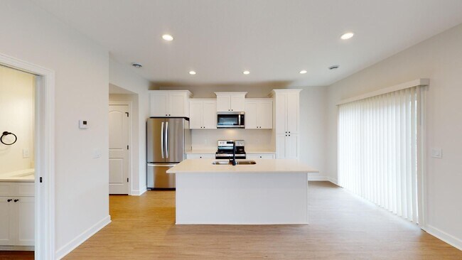 Building Photo - 3 Bedroom End Unit