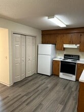 Building Photo - 1960 Coral Way