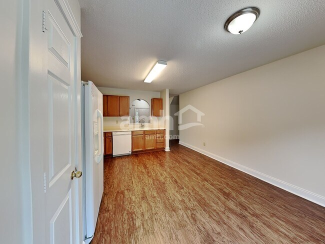 Foto del edificio - 2048 Twilight Ln