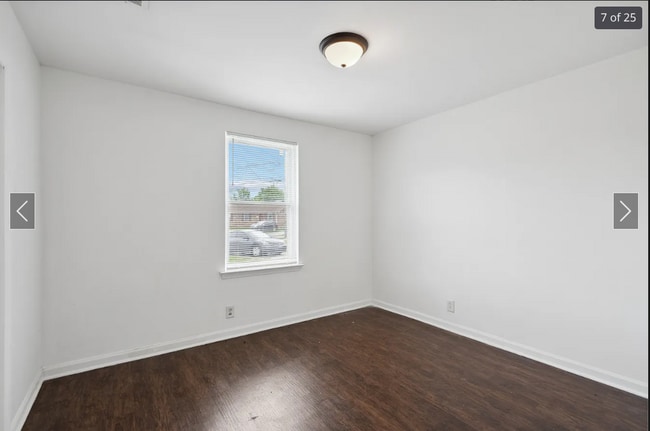 Building Photo - 3632 Willow Creek Ct