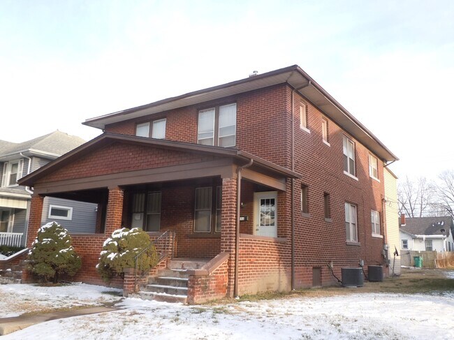 Building Photo - 2446 State St