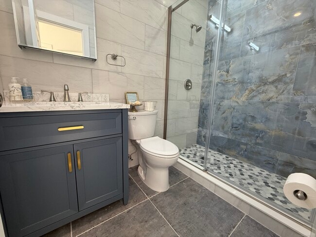 Building Photo - 253 State St