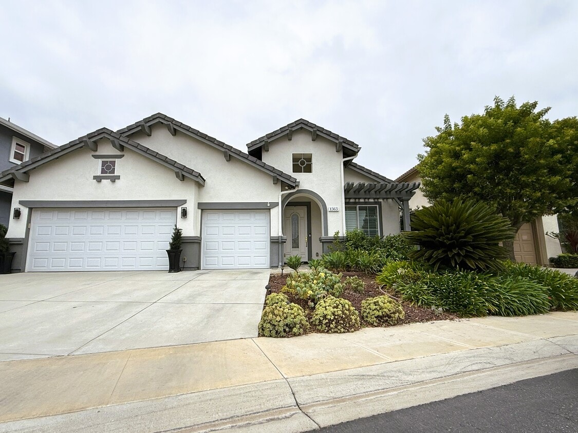 Primary Photo - 1363 Del Verde Ct