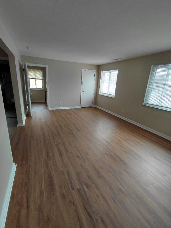 Foto del edificio - 5434 Fox Rd