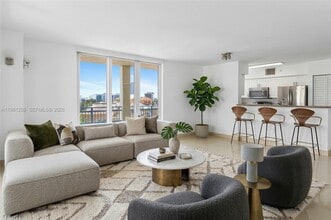 Building Photo - 90 Alton Rd