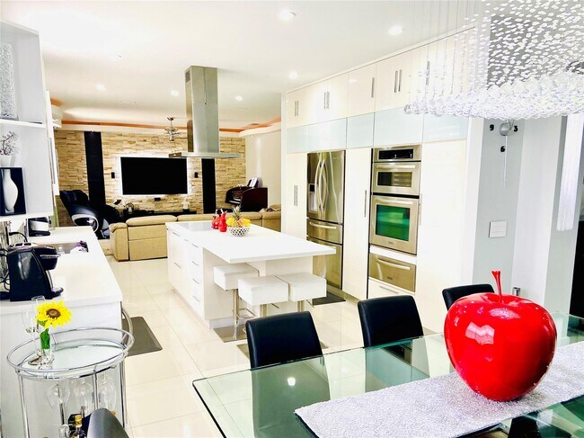 Foto del edificio - 3898 Falcon Ridge Cir