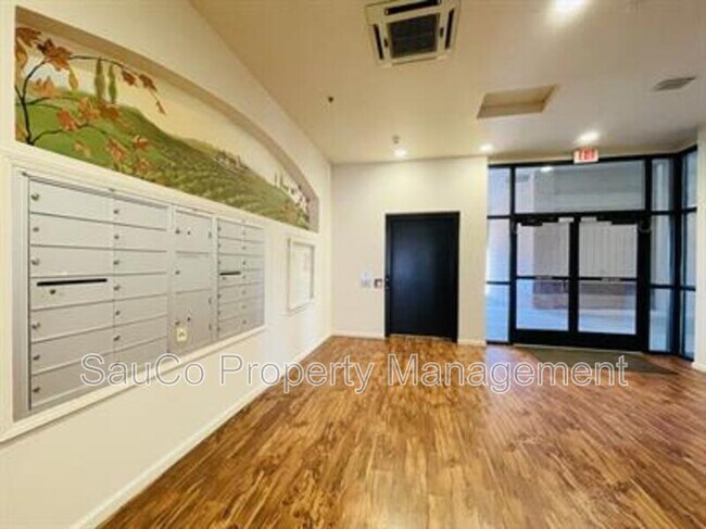 Building Photo - 15325 NW Central Dr