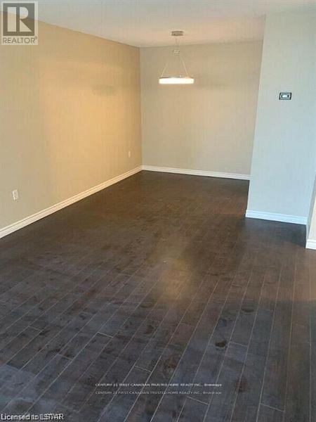 Photo du bâtiment - 155 Kent St